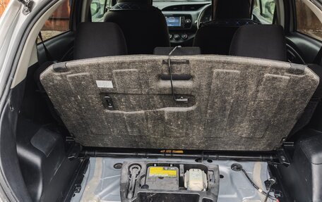 Toyota Vitz, 2017 год, 950 000 рублей, 14 фотография