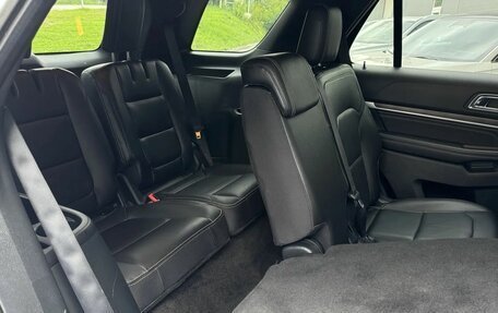 Ford Explorer VI, 2018 год, 3 199 000 рублей, 19 фотография