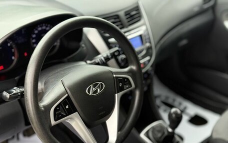 Hyundai Solaris II рестайлинг, 2012 год, 650 000 рублей, 17 фотография
