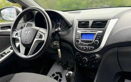 Hyundai Solaris II рестайлинг, 2012 год, 650 000 рублей, 29 фотография
