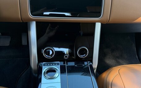 Land Rover Range Rover IV рестайлинг, 2020 год, 9 650 000 рублей, 15 фотография