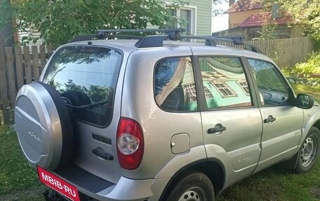 Chevrolet Niva I рестайлинг, 2011 год, 420 000 рублей, 3 фотография