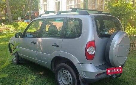 Chevrolet Niva I рестайлинг, 2011 год, 420 000 рублей, 2 фотография