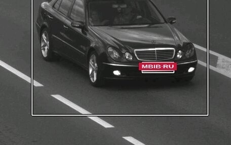Mercedes-Benz E-Класс, 2003 год, 870 000 рублей, 4 фотография