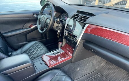 Toyota Camry, 2012 год, 1 400 000 рублей, 10 фотография