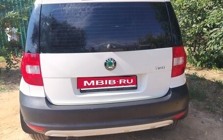 Skoda Yeti I рестайлинг, 2013 год, 800 000 рублей, 3 фотография