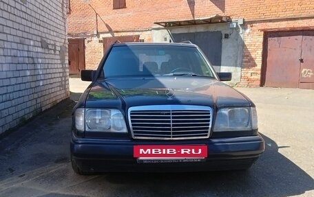 Mercedes-Benz E-Класс, 1994 год, 450 000 рублей, 8 фотография
