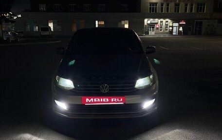 Volkswagen Polo VI (EU Market), 2016 год, 1 000 000 рублей, 34 фотография