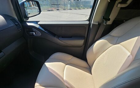 Nissan Pathfinder, 2011 год, 1 600 000 рублей, 11 фотография