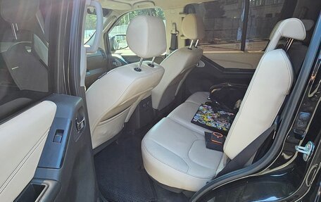 Nissan Pathfinder, 2011 год, 1 600 000 рублей, 13 фотография
