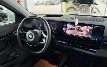 BMW 5 серия, 2023 год, 5 690 000 рублей, 17 фотография