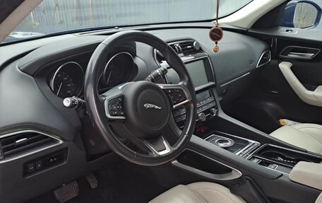 Jaguar F-Pace, 2020 год, 3 150 000 рублей, 7 фотография