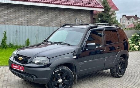 Chevrolet Niva I рестайлинг, 2018 год, 699 000 рублей, 1 фотография