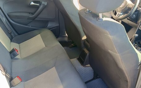 Volkswagen Polo VI (EU Market), 2012 год, 550 000 рублей, 10 фотография