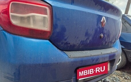 Renault Logan II, 2015 год, 600 000 рублей, 6 фотография
