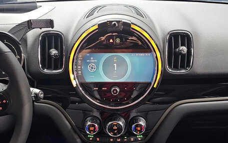 MINI Countryman II (F60), 2023 год, 2 150 000 рублей, 18 фотография