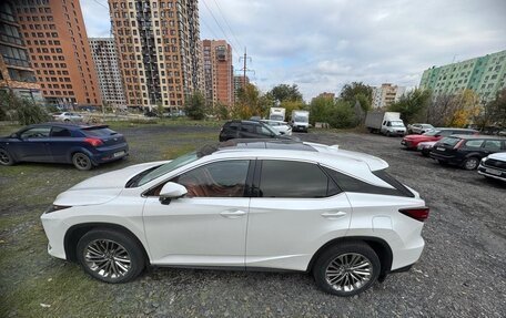Lexus RX IV рестайлинг, 2020 год, 6 500 000 рублей, 6 фотография