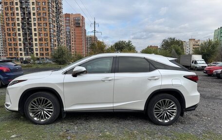 Lexus RX IV рестайлинг, 2020 год, 6 500 000 рублей, 5 фотография