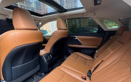 Lexus RX IV рестайлинг, 2020 год, 6 500 000 рублей, 12 фотография
