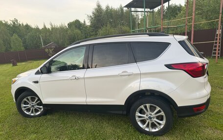 Ford Escape III, 2019 год, 1 550 000 рублей, 4 фотография
