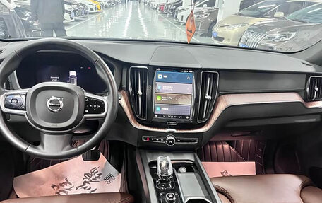 Volvo XC60 II, 2024 год, 4 014 754 рублей, 12 фотография