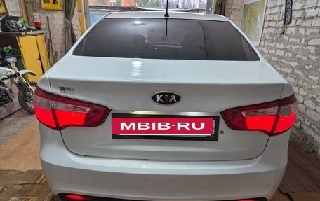 KIA Rio III рестайлинг, 2012 год, 610 000 рублей, 5 фотография