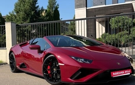Lamborghini Huracán, 2022 год, 26 000 000 рублей, 3 фотография