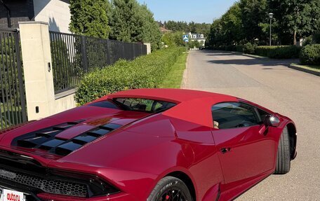 Lamborghini Huracán, 2022 год, 26 000 000 рублей, 16 фотография