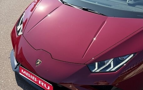 Lamborghini Huracán, 2022 год, 26 000 000 рублей, 13 фотография