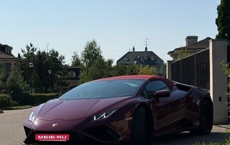 Lamborghini Huracán, 2022 год, 26 000 000 рублей, 11 фотография