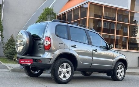 Chevrolet Niva I рестайлинг, 2016 год, 850 000 рублей, 3 фотография