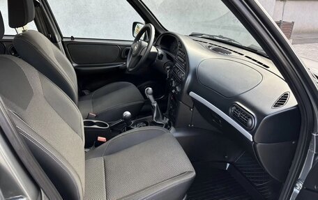 Chevrolet Niva I рестайлинг, 2016 год, 850 000 рублей, 23 фотография