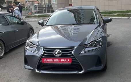 Lexus IS III, 2018 год, 2 100 000 рублей, 2 фотография