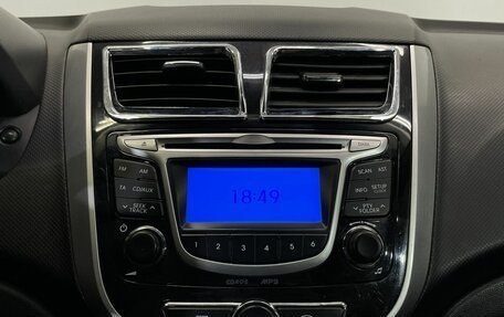 Hyundai Solaris II рестайлинг, 2013 год, 735 000 рублей, 16 фотография
