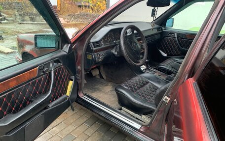 Mercedes-Benz W124, 1993 год, 315 000 рублей, 8 фотография