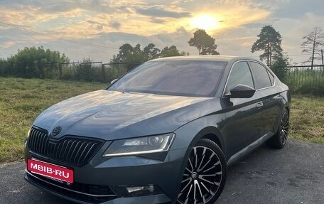 Skoda Superb III рестайлинг, 2018 год, 2 199 000 рублей, 1 фотография