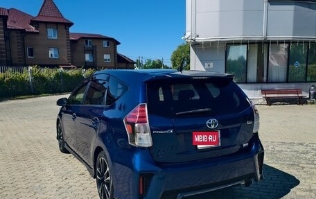 Toyota Prius Alpha I (ZVW40/41), 2015 год, 2 300 000 рублей, 5 фотография