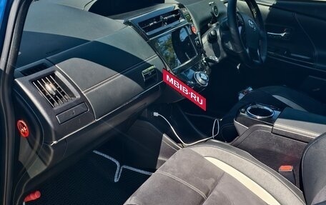 Toyota Prius Alpha I (ZVW40/41), 2015 год, 2 300 000 рублей, 15 фотография