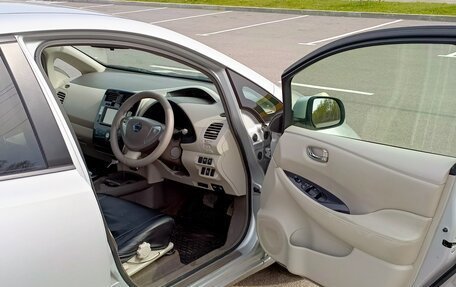 Nissan Leaf I, 2011 год, 785 000 рублей, 8 фотография