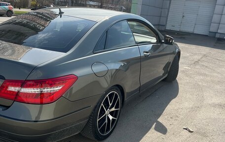 Mercedes-Benz E-Класс, 2012 год, 1 350 000 рублей, 7 фотография