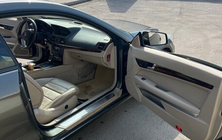 Mercedes-Benz E-Класс, 2012 год, 1 350 000 рублей, 6 фотография