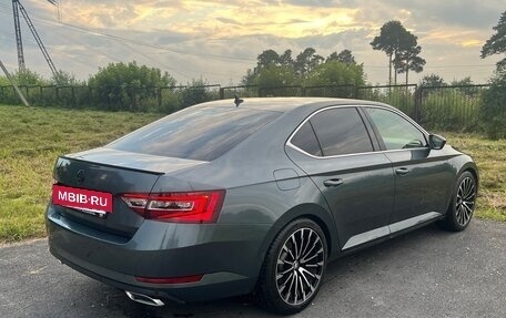 Skoda Superb III рестайлинг, 2018 год, 2 199 000 рублей, 6 фотография