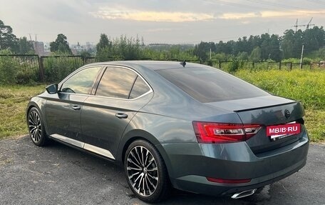 Skoda Superb III рестайлинг, 2018 год, 2 199 000 рублей, 8 фотография