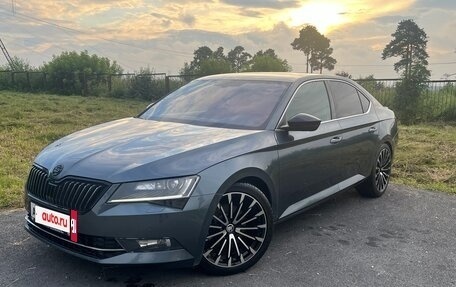Skoda Superb III рестайлинг, 2018 год, 2 199 000 рублей, 2 фотография