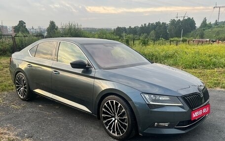 Skoda Superb III рестайлинг, 2018 год, 2 199 000 рублей, 5 фотография