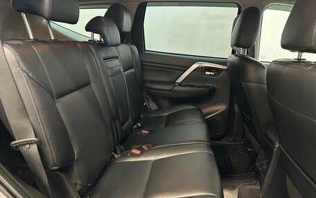Mitsubishi Pajero Sport III рестайлинг, 2022 год, 3 780 000 рублей, 16 фотография