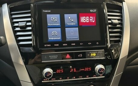 Mitsubishi Pajero Sport III рестайлинг, 2022 год, 3 780 000 рублей, 7 фотография
