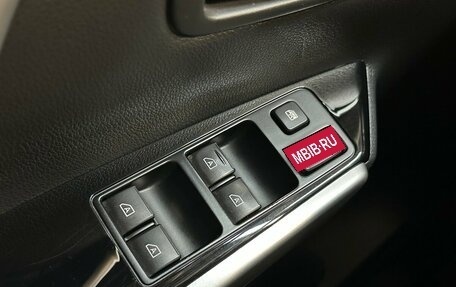 Mitsubishi Pajero Sport III рестайлинг, 2022 год, 3 780 000 рублей, 11 фотография