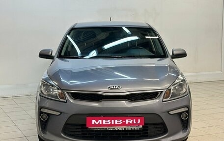 KIA Rio IV, 2018 год, 985 000 рублей, 2 фотография