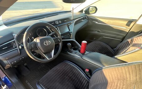 Toyota Camry, 2017 год, 2 900 000 рублей, 4 фотография